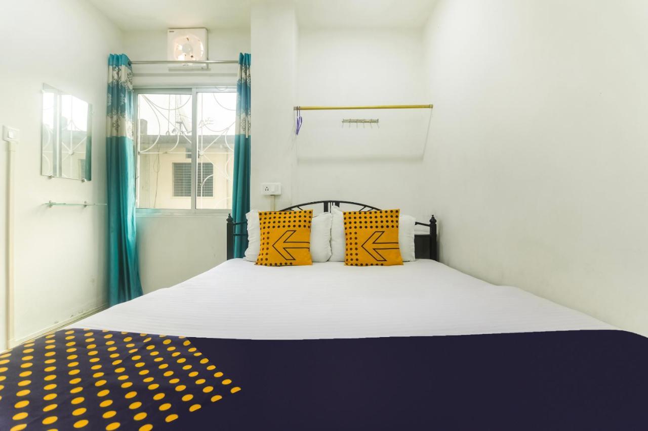 Oyo Flagship Gush International Hotel Delhi (National Capital Territory of India)